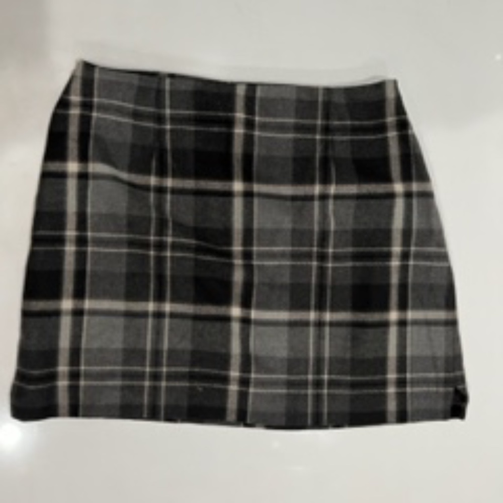 The Limited Polyester/Wool Skirt - Size 8 - Plaid